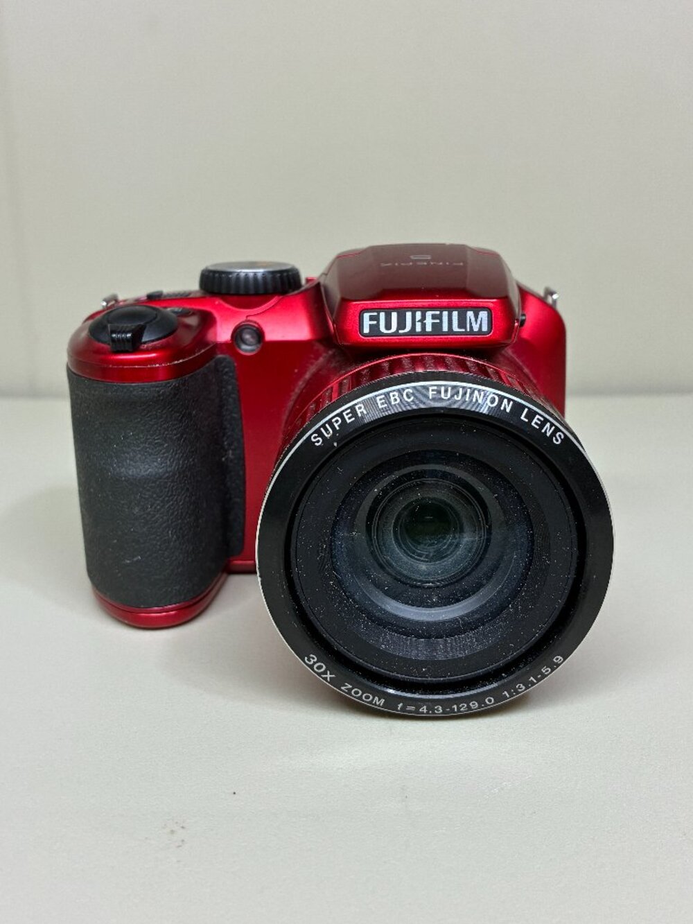 Fujifilm FinePix S Series S4800 16 MP 30x Super Wide Zoom For Parts & Or Repair